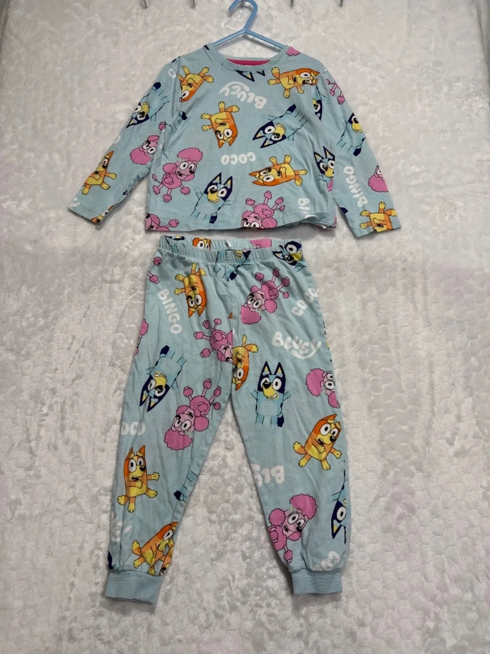 Bluey Pajama set Blue Long Sleeve Top and bottom kids 3-4 years Boys or Girls
